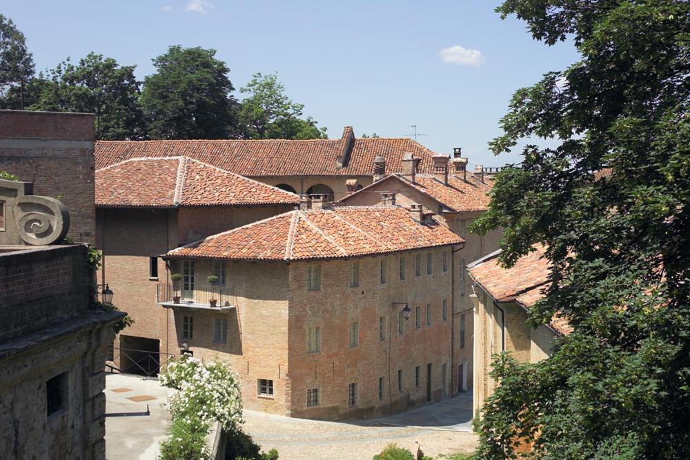 Marchesi Alfieri - Cantine E Ospitalita San Martino Alfieri Exterior photo