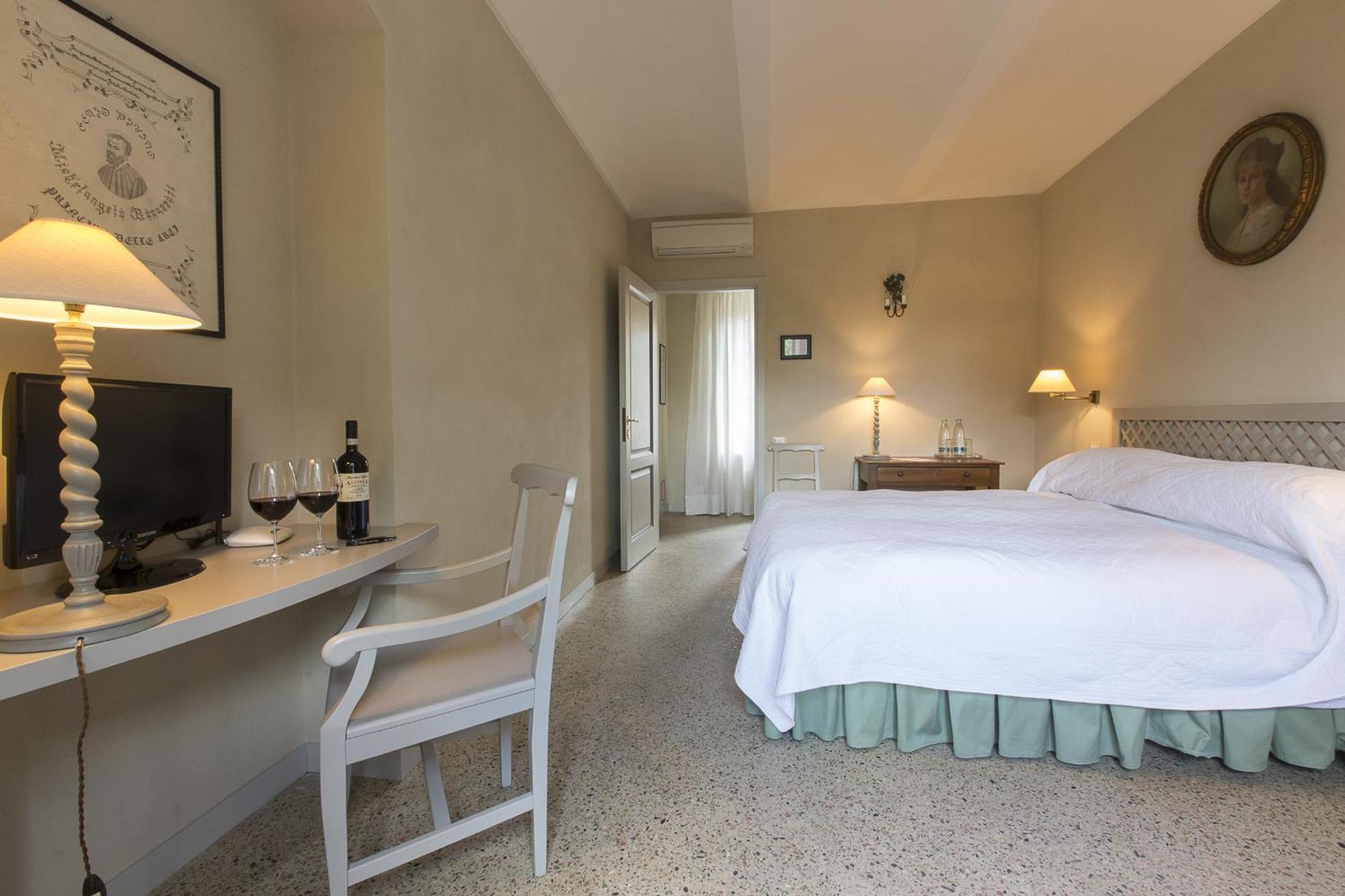 Marchesi Alfieri - Cantine E Ospitalita San Martino Alfieri Room photo