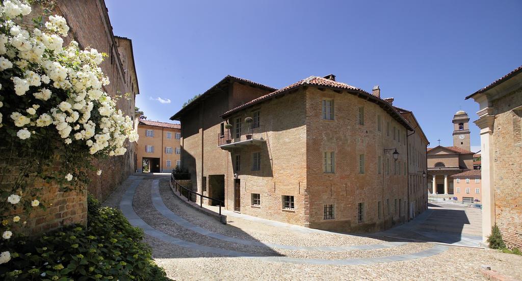 Marchesi Alfieri - Cantine E Ospitalita San Martino Alfieri Exterior photo